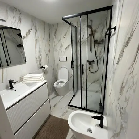Dimora Ragusa 3 * バーリ